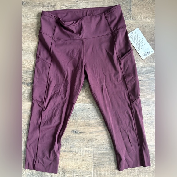 Lululemon Fast and Free High Rise Crop II 19” 
*Non Reflective - Picture 2 of 5
